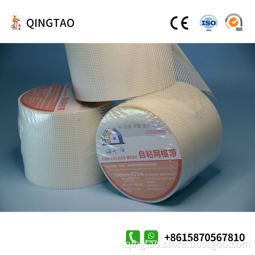 Anti-cracking self-adhesive mesh tape for parapet wall